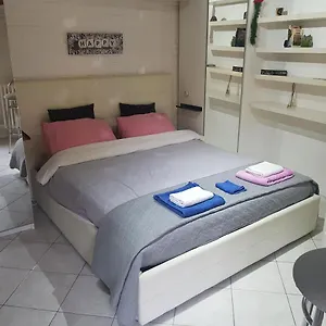 https://suite-castelmerlo.emilia-romagnahotels.net